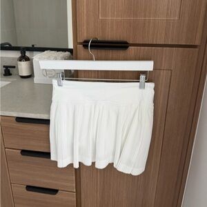 Lululemon White Pleated Skirt